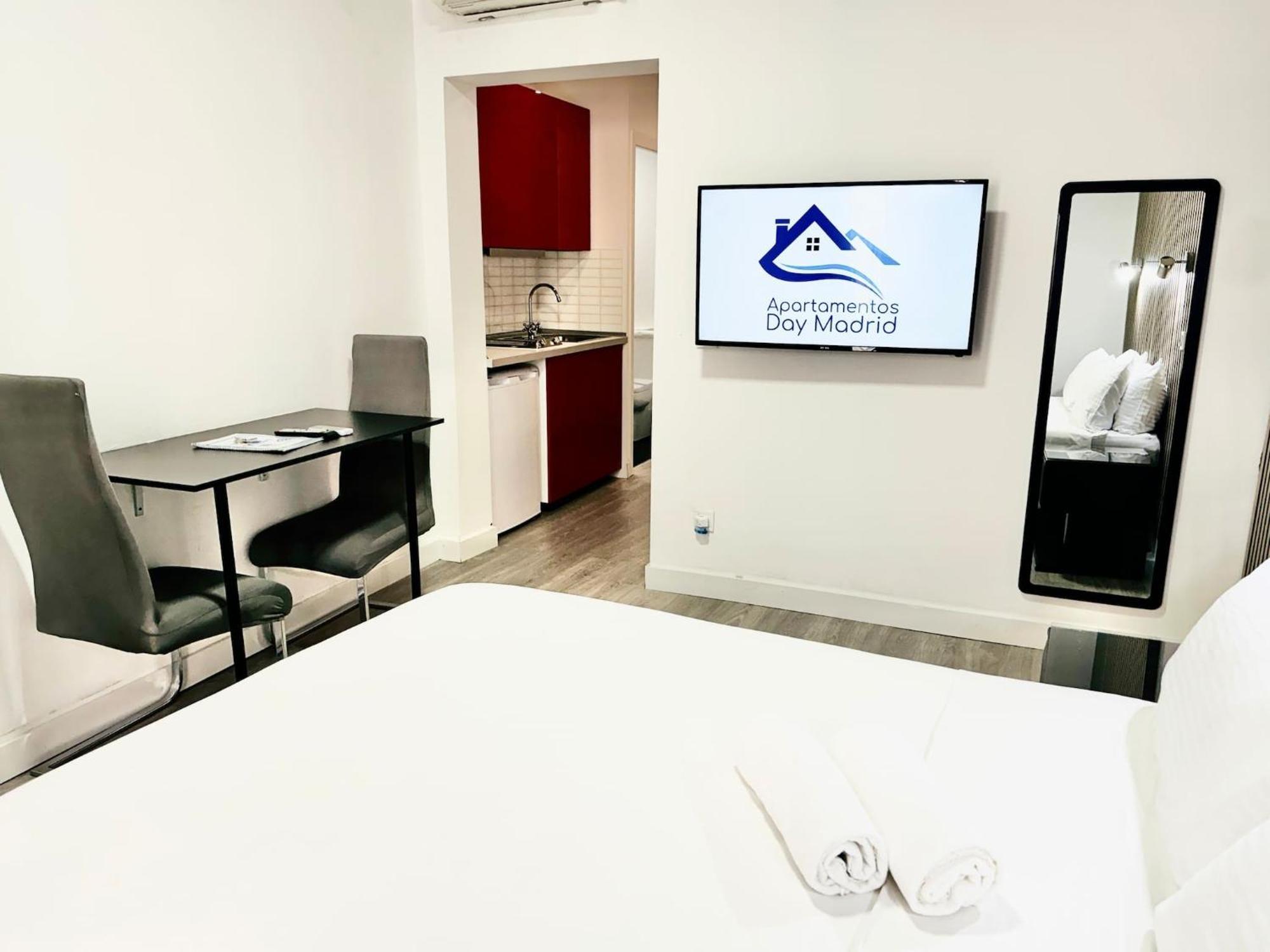 Apartamentos Day Madrid Callao Centro Gran Via Sol Malasana Eksteriør bilde