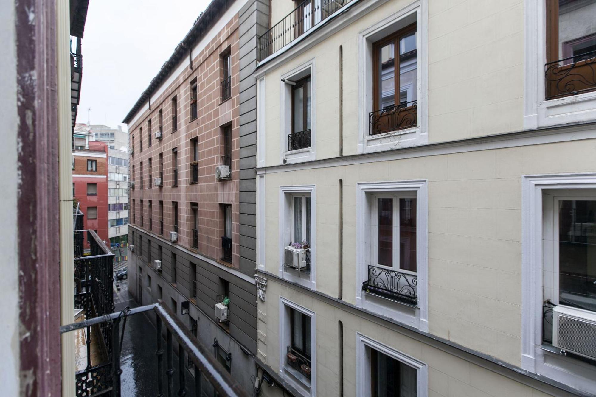 Apartamentos Day Madrid Callao Centro Gran Via Sol Malasana Eksteriør bilde