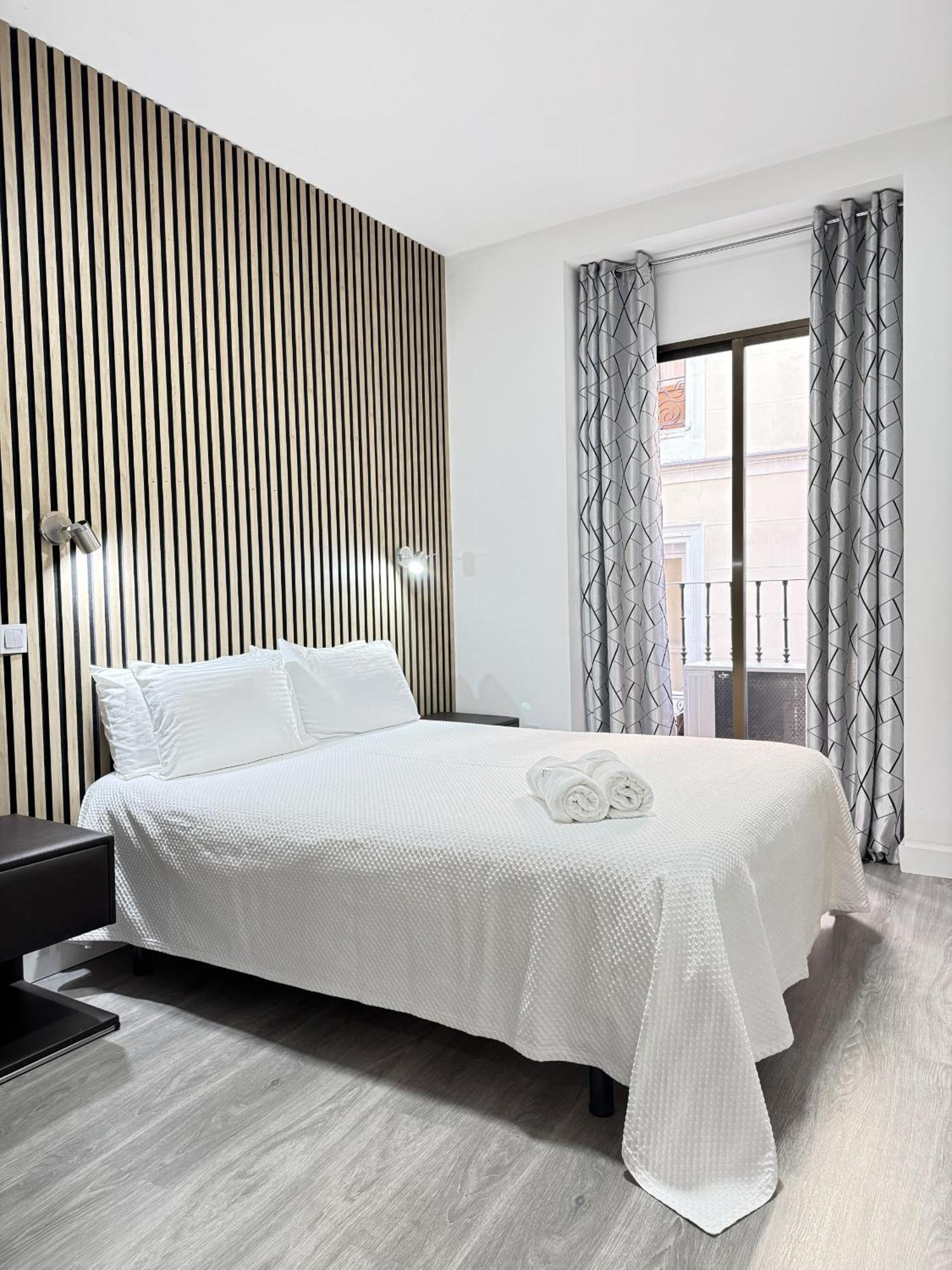 Apartamentos Day Madrid Callao Centro Gran Via Sol Malasana Eksteriør bilde